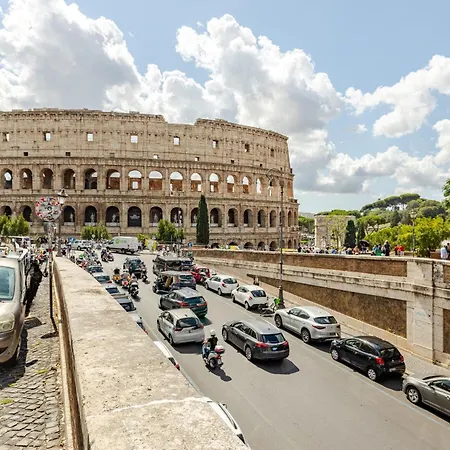 Colosseum 1 Min Design With Private Courtyard דירה *