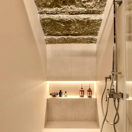 Colosseum 1 Min Design With Private Courtyard Apartamento Roma