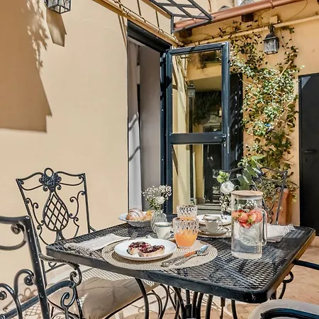 Colosseum 1 Min Design With Private Courtyard Apartamento Roma