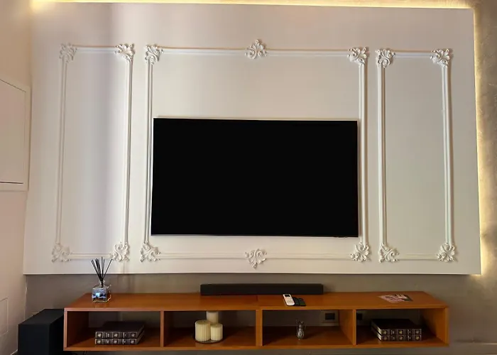 Colosseum 1 Min Design With Private Courtyard Apartment *