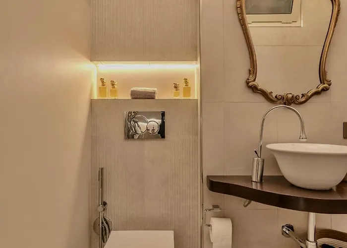 Colosseum 1 Min Design With Private Courtyard Apartment Rom