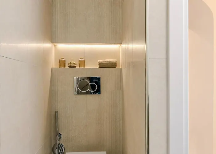 Colosseum 1 Min Design With Private Courtyard Apartment Rom