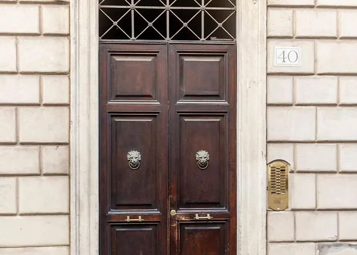 Colosseum 1 Min Design With Private Courtyard Apartment *